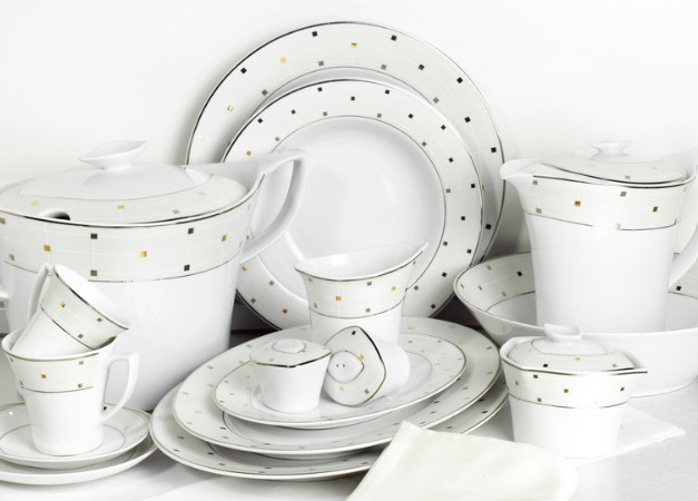 伝統企業の新たな挑戦：ノリタケと半導体